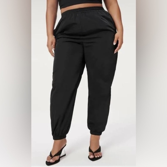 NWT Good American New Womens Size 6 3X Black Essential Track Pants - Picture 2 of 10